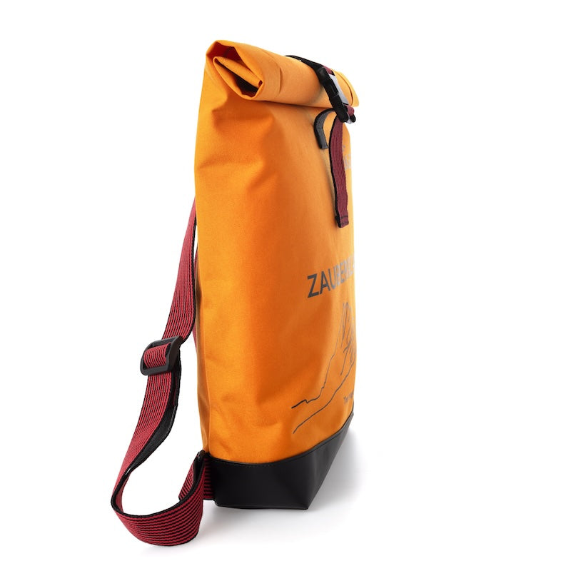 Rucksack «Rolltop» Zauberklang von KoKoTé, der Urner Taschenmanufaktur. Swiss made Taschen und Accessoires.
