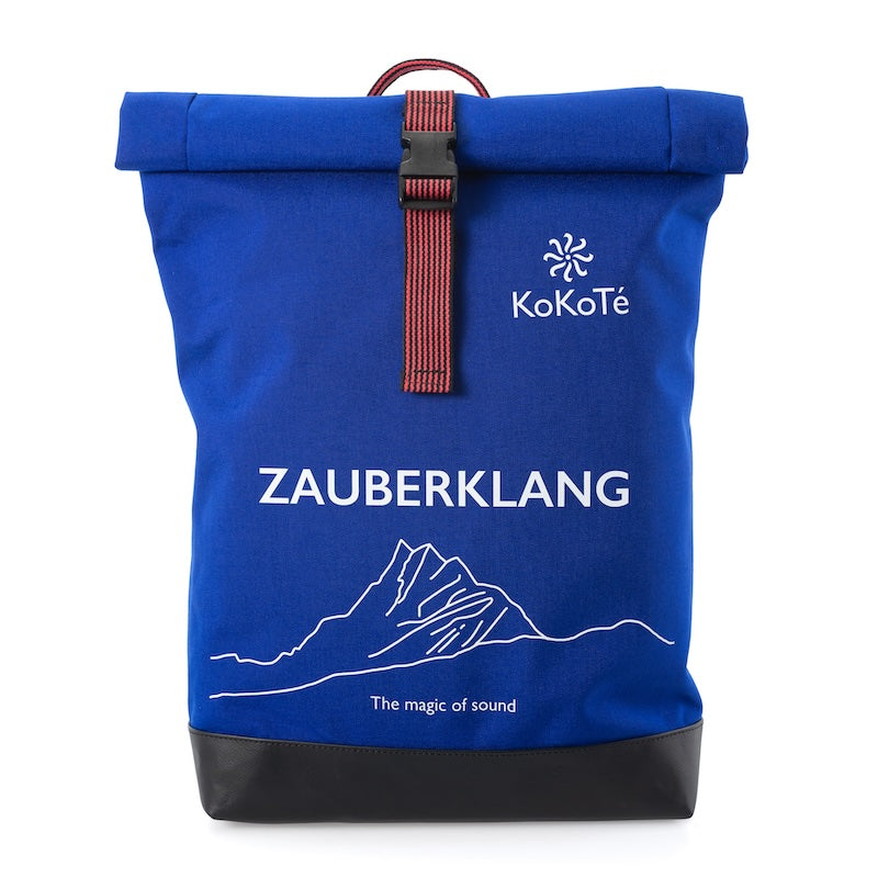 Rucksack «Rolltop» Zauberklang Ultramarinblau von KoKoTé, der Urner Taschenmanufaktur. Swiss made Taschen und Accessoires.