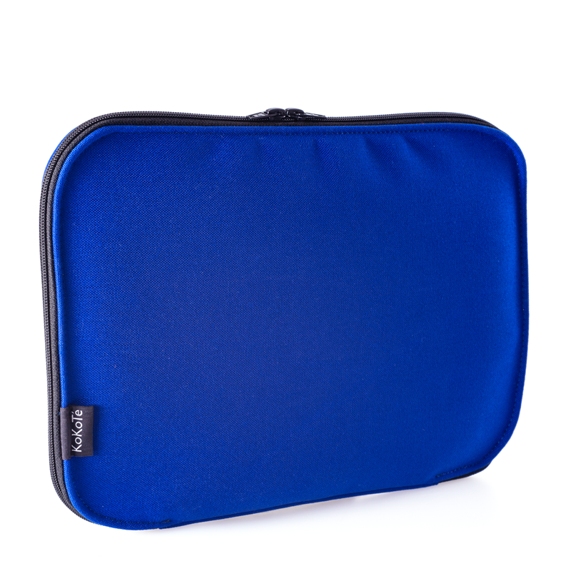 Laptophülle 13" Ultramarinblau von KoKoTé, der Urner Taschenmanufaktur. Swiss made Taschen und Accessoires.