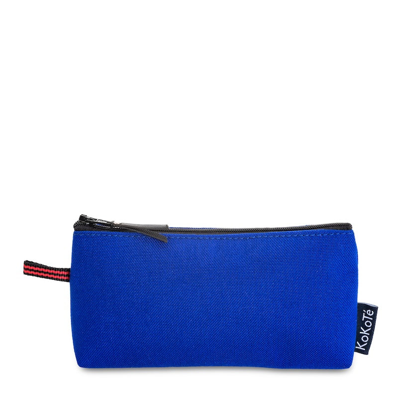 Necessaire «Nessi» S Ultramarinblau von KoKoTé, der Urner Taschenmanufaktur. Swiss made Taschen und Accessoires.