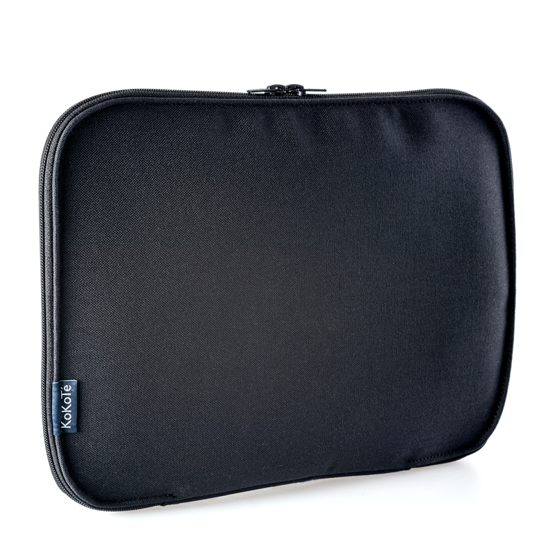 Laptophülle 13" Schwarz von KoKoTé, der Urner Taschenmanufaktur. Swiss made Taschen und Accessoires.