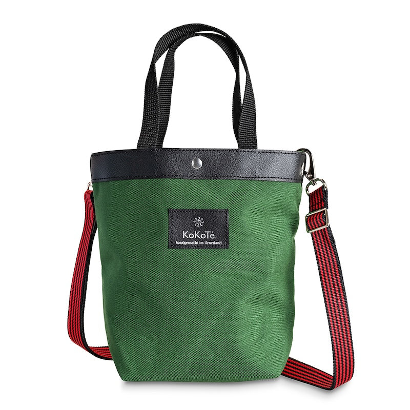 Einkaufstasche «Poschti S» Waldgrün von KoKoTé, der Urner Taschenmanufaktur. Swiss made Taschen und Accessoires.