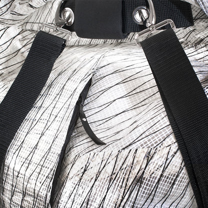 Seesack «Seegussler» aus Upcycling Segelstoff von KoKoTé, der Urner Taschenmanufaktur. Swiss made Taschen und Accessoires.