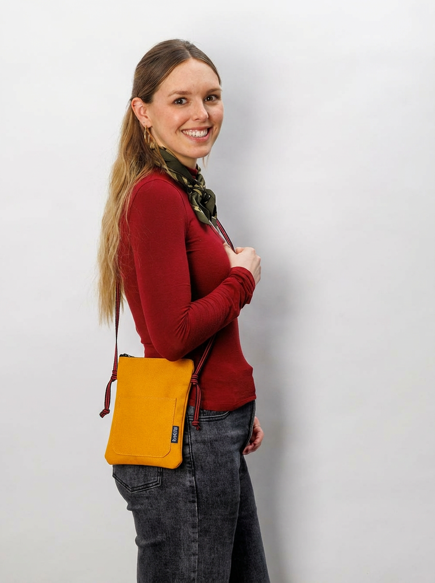Plus petit sac à bandoulière «excédent l» - jaune-orange
