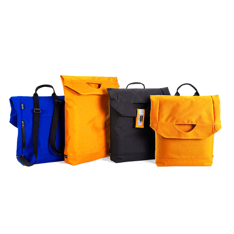 Rucksack «Clap & Smile», inkl. reflektierendes Magnetband Ultramarinblau von KoKoTé, der Urner Taschenmanufaktur. Swiss made Taschen und Accessoires.