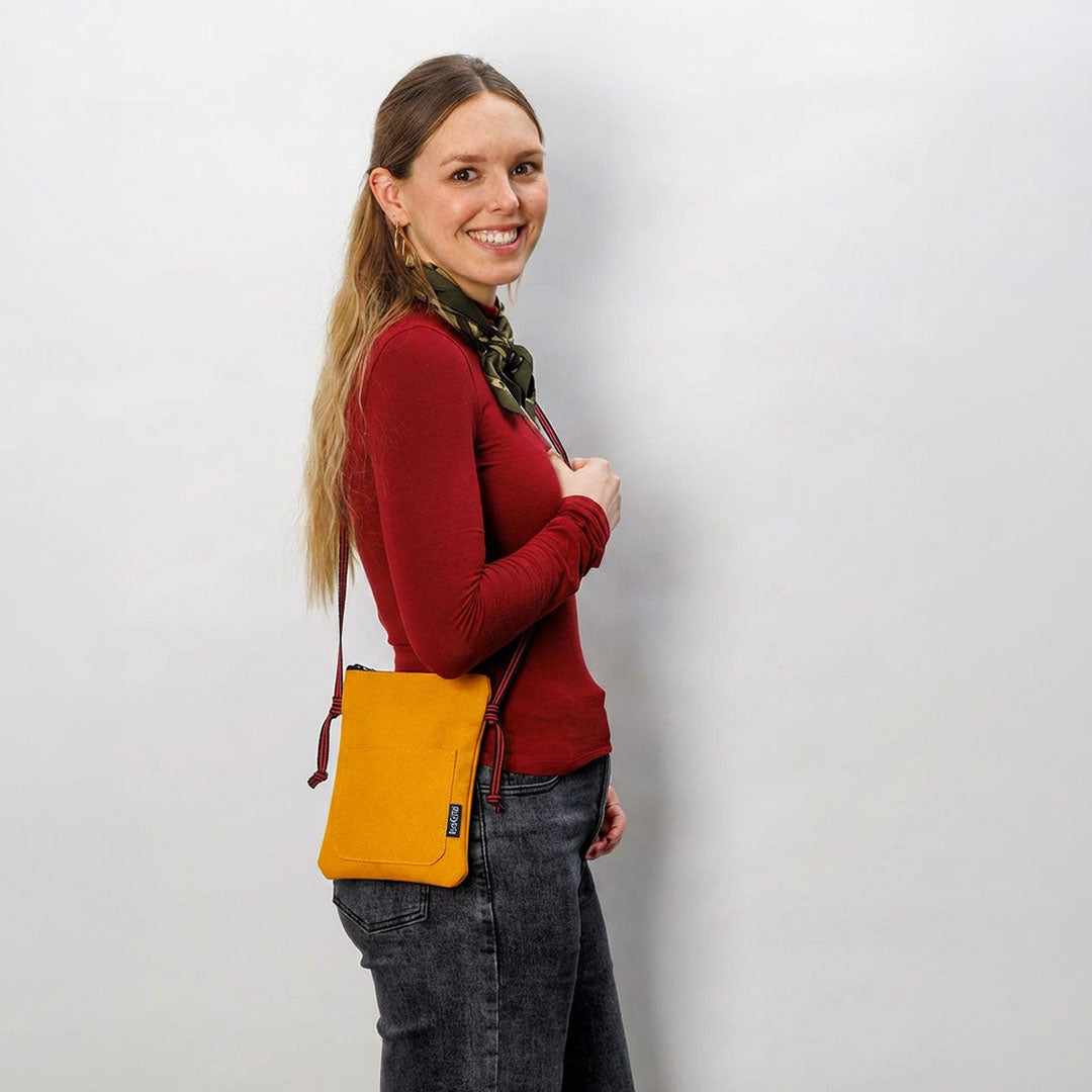 Plus petit sac à bandoulière «excédent l» - jaune-orange